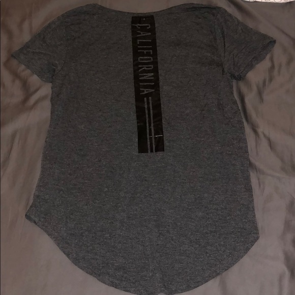 Hollister LA Dark Gray Tee - Picture 2 of 3